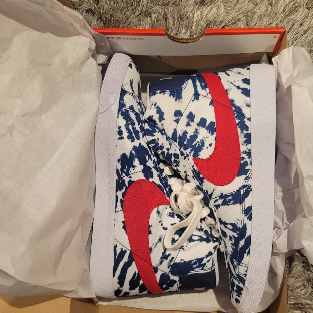 Nike Blazer Mid 77 Vintage Tie Dye